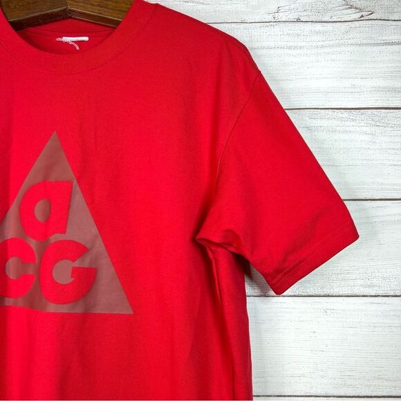 Nike ACG T Shirt Graphic Men’s Red Big Logo Short Sleeve Cotton Size S - Picture 3 of 10